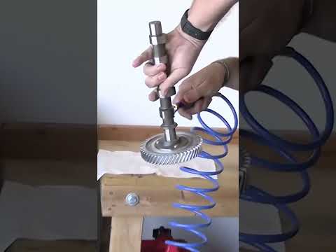 JBugs - 1600cc Unassembled Engine Camshaft Installation