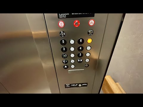 Public Elevators at Williamson County Medical Center