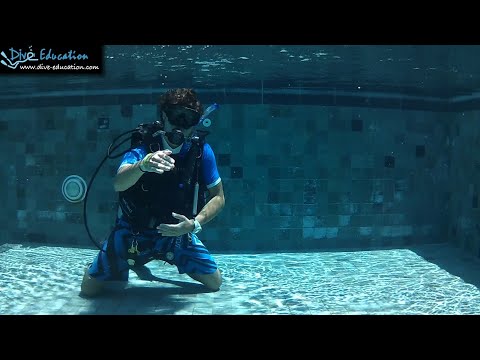 PADI Divemaster and Instructor Development Course (IDC) Skill Circuit @ dive-education.com with Matt