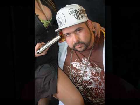 MIXALARAS FEAT  VAIOS KONSTANTINIDIS''PARAMITHIA SAN KAI AYTA''