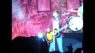 A Girl Like You - Hot Chelle Rae (UNRELEASED SONG) - Auckland - 20/10/12