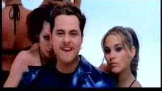 "AZUCAR" MUSIC VIDEO