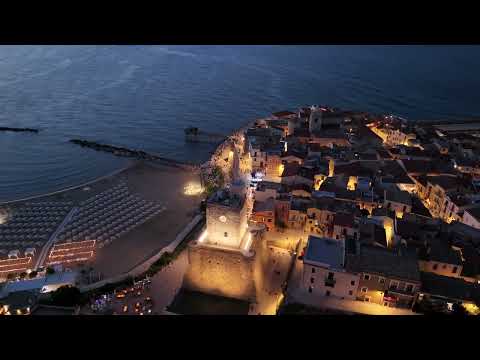 Riflessi Termoli - Ammira la bellezza del centro storico di Termoli con una prospettiva unica!