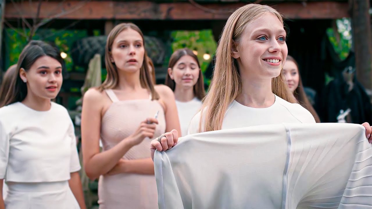 NO FUTURO, AS MULHERES DOMINARÃO O PLANETA E OS HOMENS SÃO TRATADOS COMO HUMANOS PRIMITIVOS!