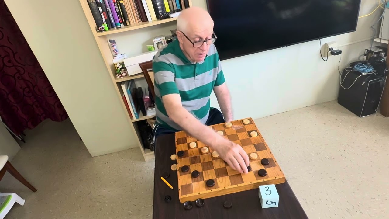 Russian checkers lesson 2286**