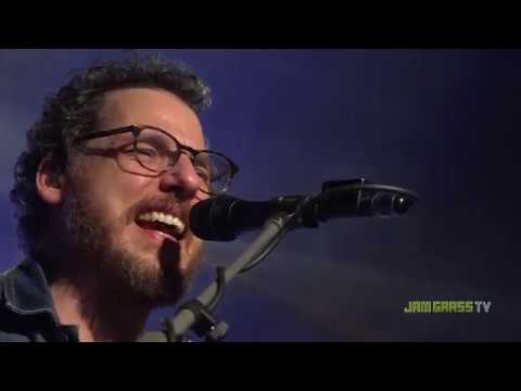 The Infamous Stringdusters - This Ol' Building - Turner Hall Ballroom 2/15/18