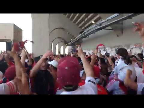 "Previa de Los Borrachos del Tablón, Semifinal Libertadores (River Plate - Lanus)" Barra: Los Borrachos del Tablón • Club: River Plate