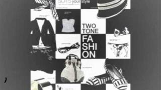 GLORIA GAYNOR - I AM WHAT I AM