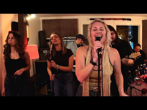 (You Make Me Feel Like) A Natural Woman | Live Performance | Sing it Live