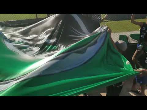 "Yo soy de Chicago y me gusta la pasta Mataderos ASCENSO ARGENTINO" Barra: Los Pibes de Chicago &bull; Club: Nueva Chicago