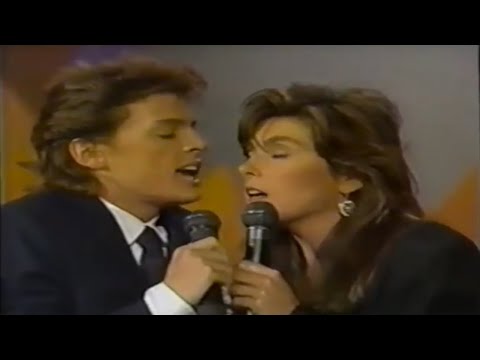 Sin Hablar - Luis Miguel, Laura Branigan (1987) "Soy Como Quiero Ser"