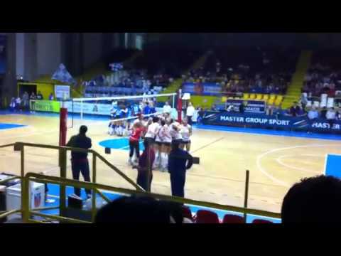 Riso Scotti Pavia-Volley Soverato 3-1 (ingresso in campo delle squadre