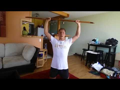 Honolulu, Hawaii USA 🇺🇲 - Broomstick (Ore) Shoulder Press