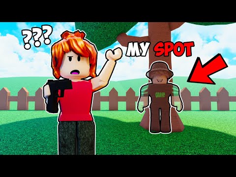 Trolling Players With INSANE Hiding Spots In Invisible Hide And Seek..(this was so funny)