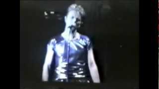 David Bowie - A Small Plot Of Land live Hartford 1995 (improved)