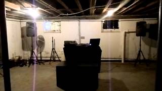 Video thumbnail for Testing, Mackie HD1801, MackieC300, Mackie Fr2500, Denon MC3000, Mackie VLZ3 1642 by Gutigp93