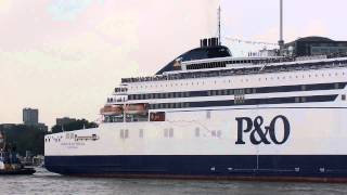 preview picture of video 'WHD 2014 (1/7) P&O Pride of Rotterdam arrives'