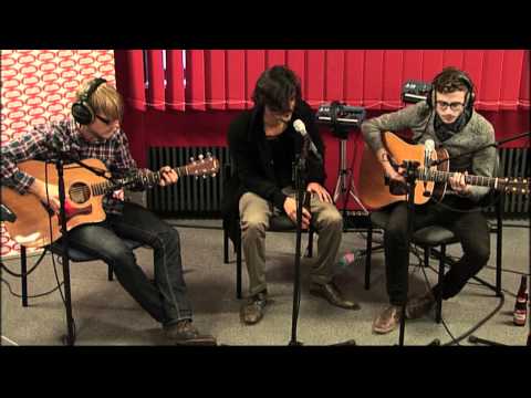 Studio Brussel: Evaline - Picking It Up