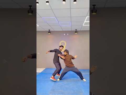 Kick and elbow combination 👊 #karate #muaythai #foryou #fyp #mma #kickboxing