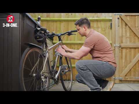Bike maintenance with 3-IN-ONE Multi-Purpose Oil Spray