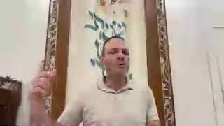 חיים זכו - ר׳ מוטי אייזן - הענה לקראת חג הפסח (קהילת אבני החושן) - התמונה מוצגת ישירות מתוך אתר האינטרנט יוטיוב. זכויות היוצרים בתמונה שייכות ליוצרה. קישור קרדיט למקור התוכן נמצא בתוך דף הסרטון