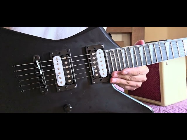 Vídeo relacionado con Blackstar Debut 10E Combo Amplificador de Guitarra Eléctrica para Principiantes con Efecto Delay 10 W Entrada de Auriculares/Line In MP3 Playback
