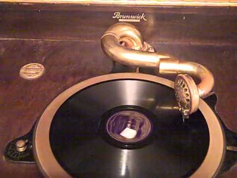MEYER DAVIS SMITH BALLEW - SHE'S WONDERFUL - ROARING 20'S BRUNSWICK CORTEZ