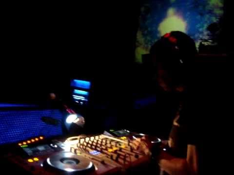 Breathead Dj Set @ Studio Cube326 [Part 01].MPG