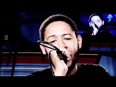 Emicida em "Outras palavras" no Estúdio Showlivre 2011