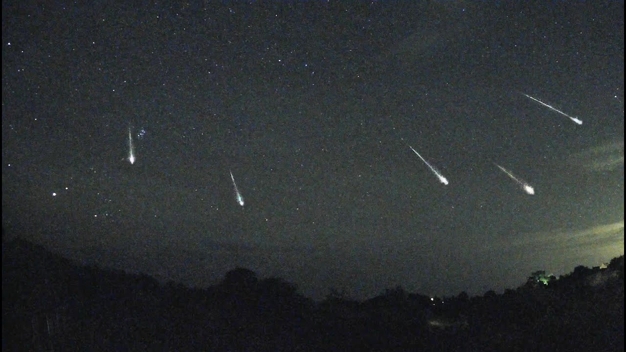 Northumberland Meteor Cam LIVE Stream (Embleton, UK) - YouTube