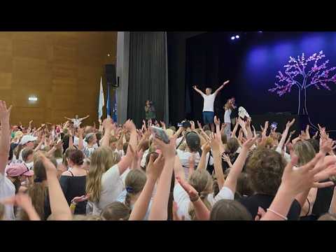 Video Thumbnail: Estnische Mädcheninitiative HK Unicorn Squad formt nächste Tech-Generation