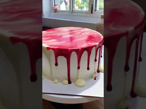 *When art meets dessert ❤️🍰 This -inspired beauty is almost too pretty to eat…#cake #CakeArt