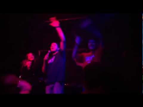 Berlinutz feat. Analicious - Nutzshithigh live