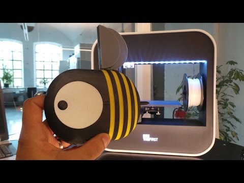 The BEEVERYCREATIVE BEE as multi-colour 3D print