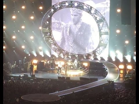 Queen - We will rock you / We are the champions - live in Cologne (Köln) - Lanxess Arena -29.01.2015