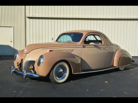 Lot #39 1938 Lincoln Zephyr