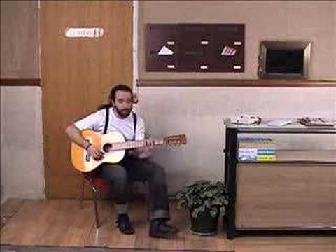 ALICIA QUIERE A MARTA, ERNESTO AMA A ANDRÉS. videoclip. JAVIER MAROTO