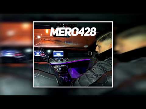 MERO428 - MIT DEN HOODIES AUF JACKY