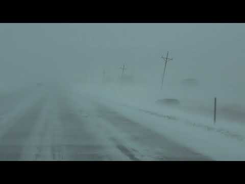 Moorhead, MN - Winter Returns with Whiteout/Blizzard Conditions, Icy Roads, Accidents - Nov 12, 2021