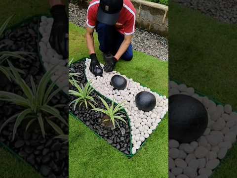 Low Maintenance Garden Design using black and white Pebbles and Rocks #gardenideas #diy #landscape