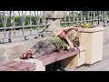Короли бедности. Путин с Медведевым Andquotвозрождаютandquot Россию