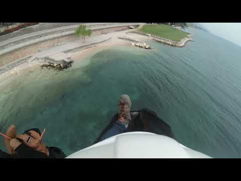 Paragliding emergency beach landing | Strong gusty winds | Lake Garda