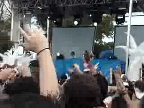 Deep Dish and their sexy dancers