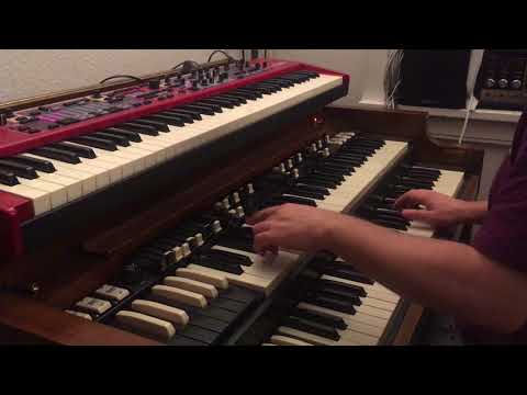 Funky left hand bass on a Hammond B-3
