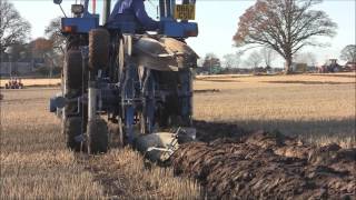preview picture of video 'Ford 5610 @ Forfar Ploughing 4. 2012'