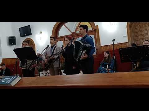 De ce să pleci cum ai venit  grupul de tineri Baia Mare