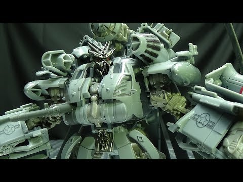 Studio Series Leader BLACKOUT: EmGo's Transformers Reviews N' Stuff