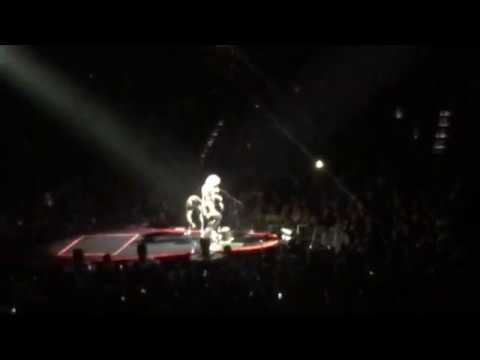 QUEEN & ADAM LAMBERT BM WALK&LOML&PANARAMIC VIEW HD 720 WFC 7 30 17 JCVID