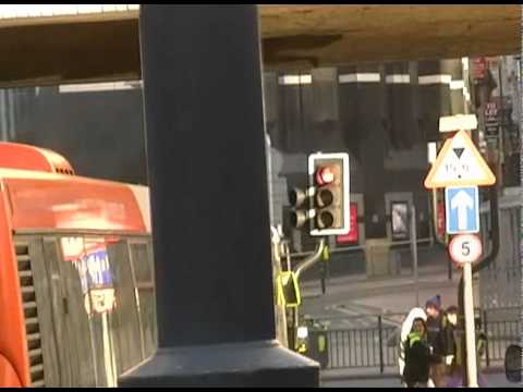 Route 757 Centrebus Scania OmniCity CN94UB YN03UVW 781 Drive off at the Railway Station