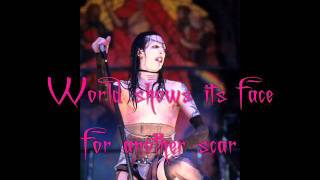 Little Horn - Marilyn Manson [Lyrics, Video w/ pic.]